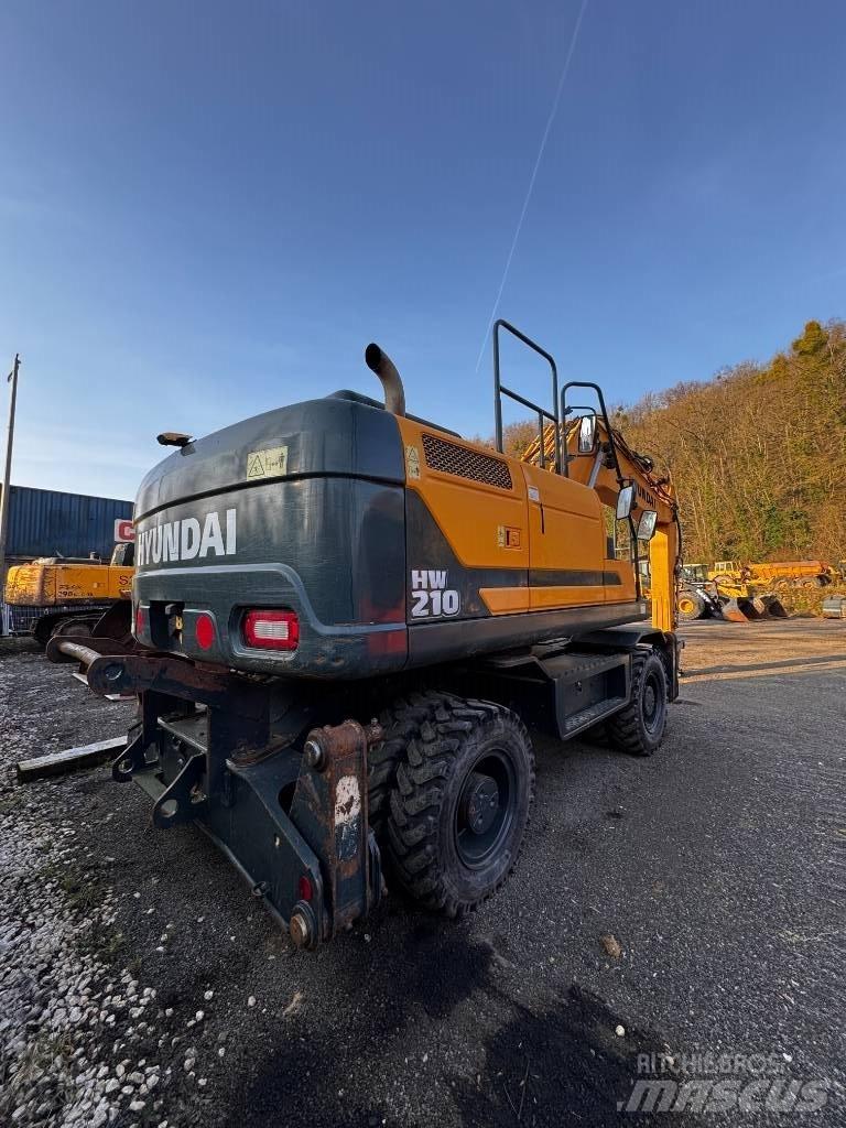 Hyundai HW 210 Wielgraafmachines