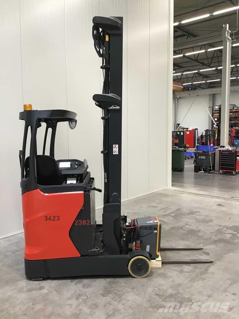 Linde R10B Reachtruck voor hoog niveau