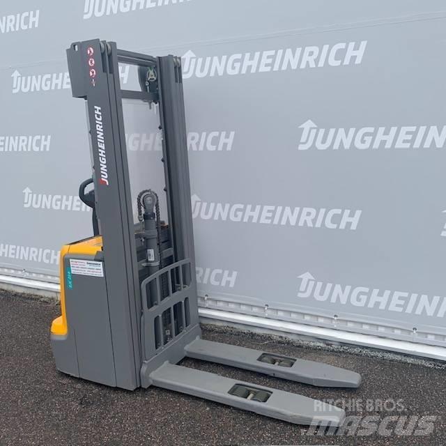 Jungheinrich EJC 214 Stapelaar meeloop