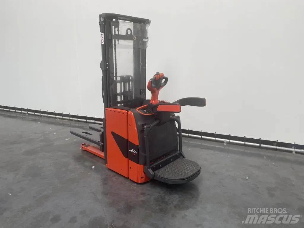 Linde L 14 AP Stapelaar meeloop