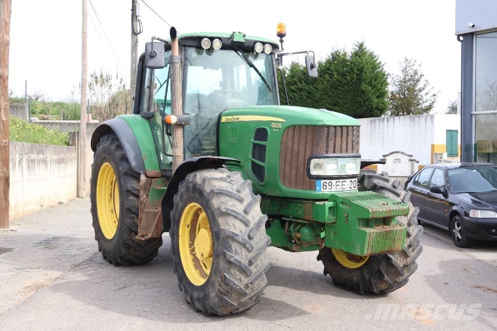 John Deere 6830 Tractoren