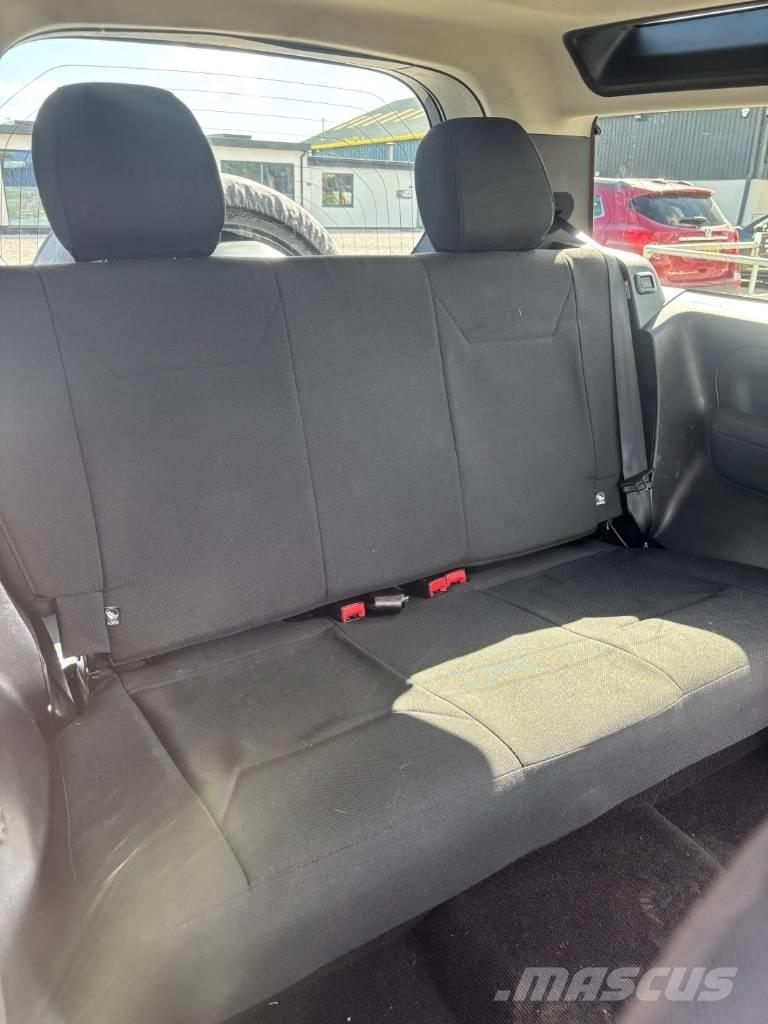 Land Rover Defender Gesloten bedrijfswagens
