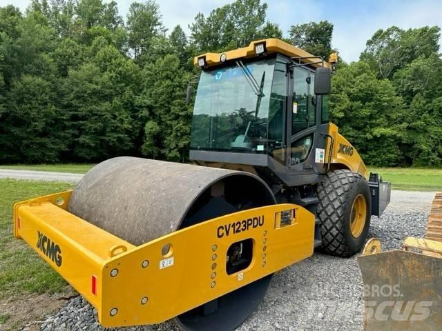 XCMG CV 123 PDU Trilrolwalsen