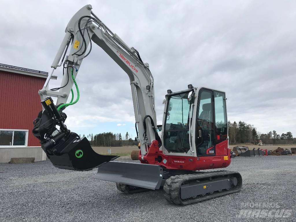 Takeuchi TB260 Minigraafmachines < 7t