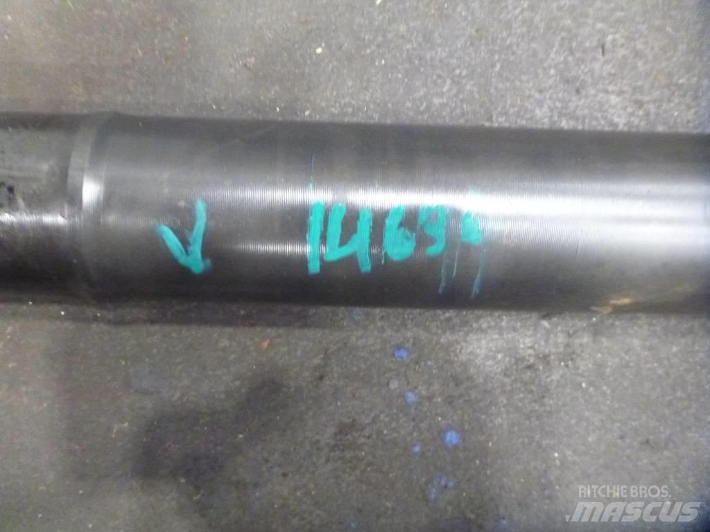  Drivaxel Volvo L180H Assen
