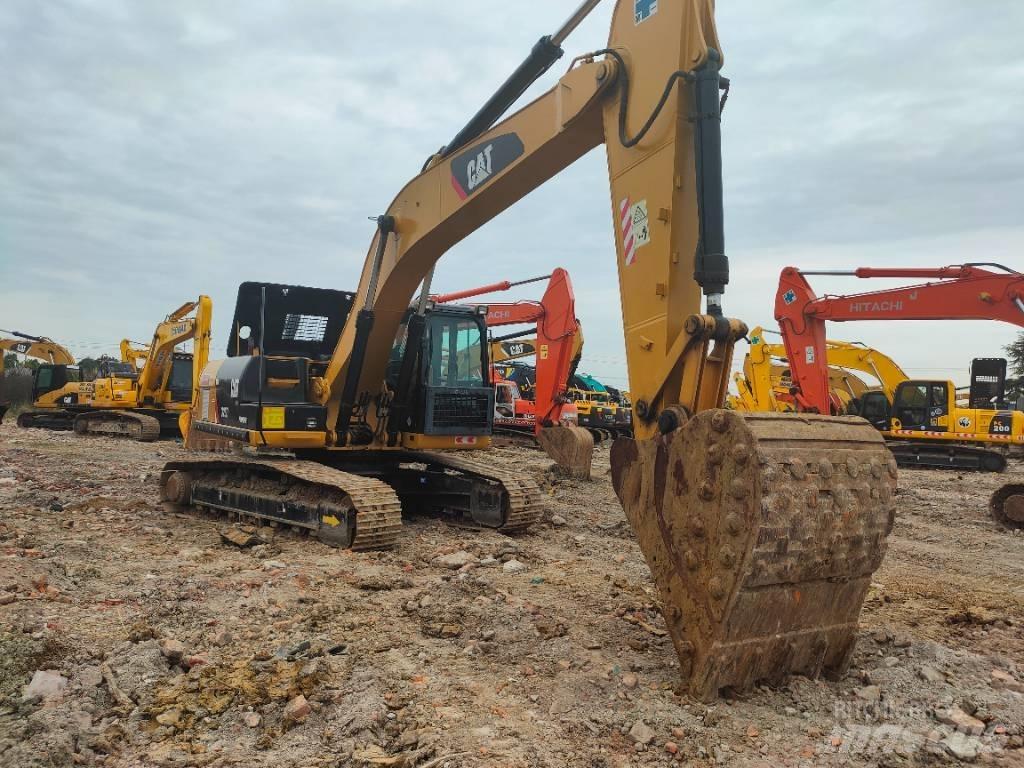 CAT 326D Rupsgraafmachines