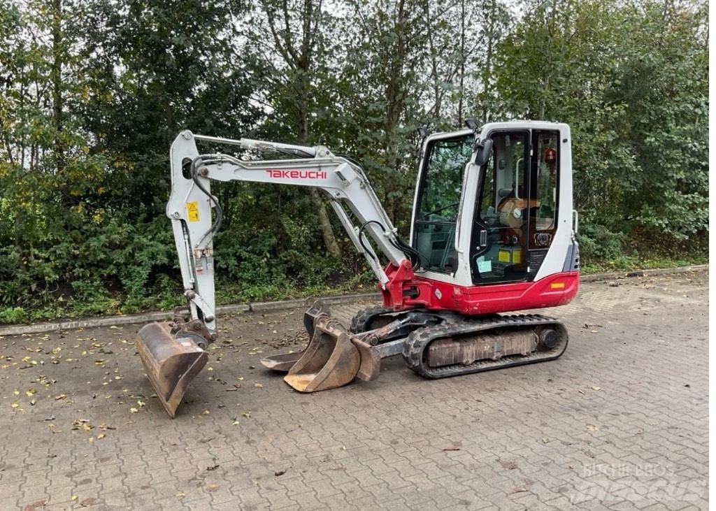 Takeuchi TB228 Minigraafmachines < 7t