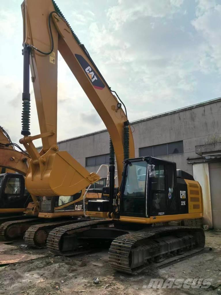 CAT 329 E Rupsgraafmachines