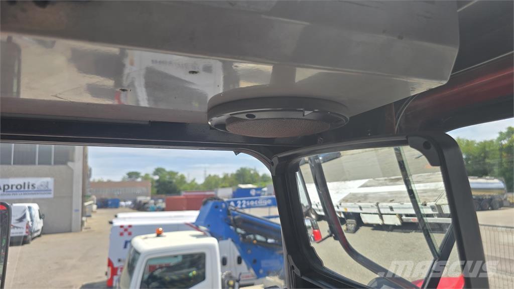 MOL YM225 Terminaltrekkers