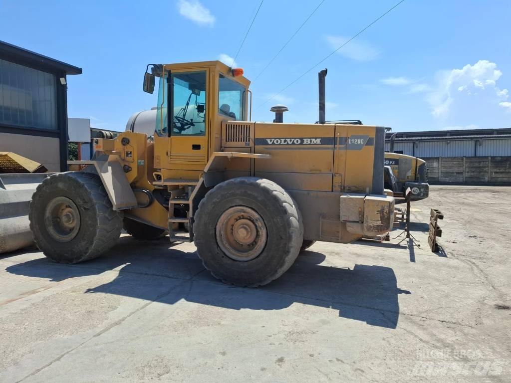 Volvo L 120 C Wielladers