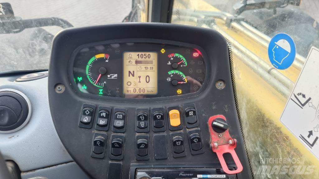 New Holland TH 7.42 Verreikers