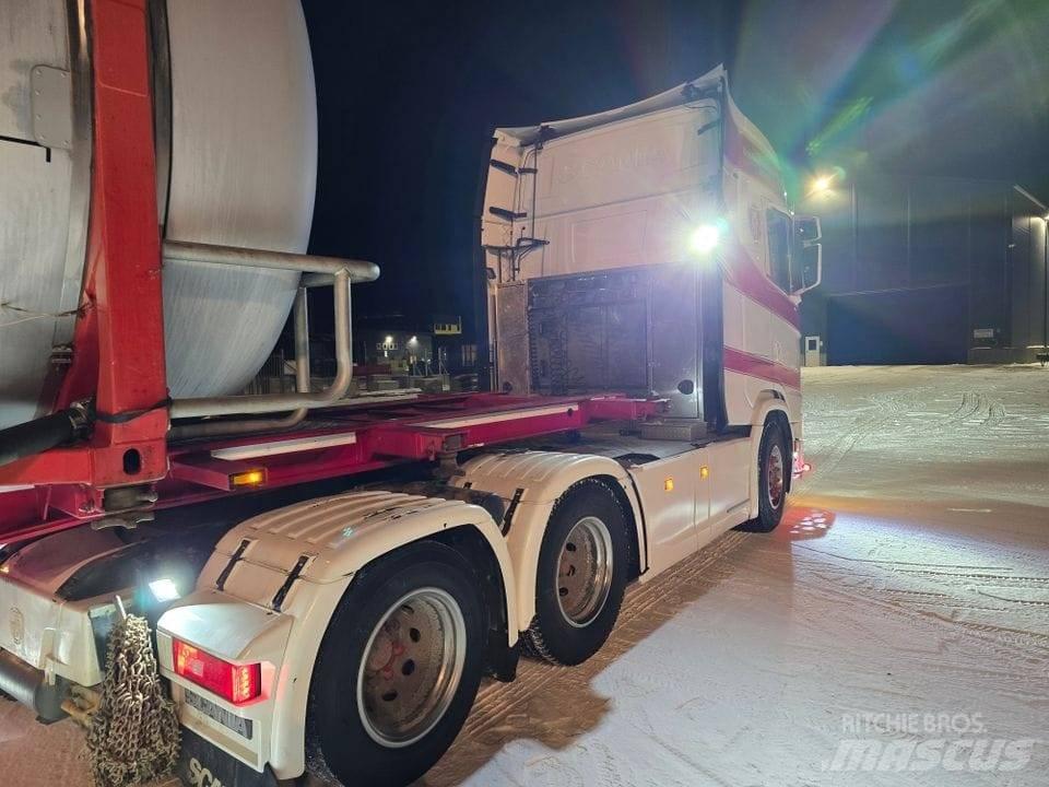 Scania 2018 Chassis met cabine