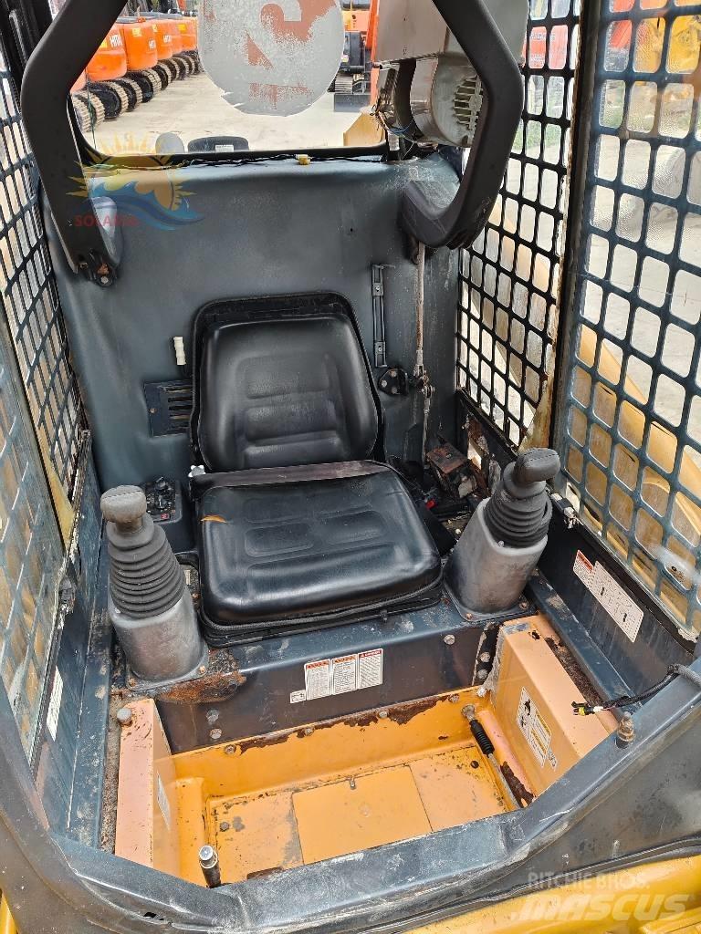 CAT 226c Schrankladers