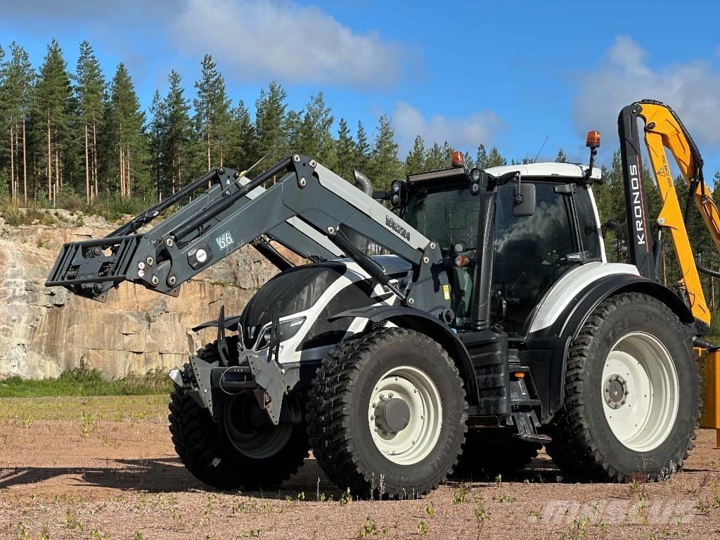 Valtra T 174 Tractoren