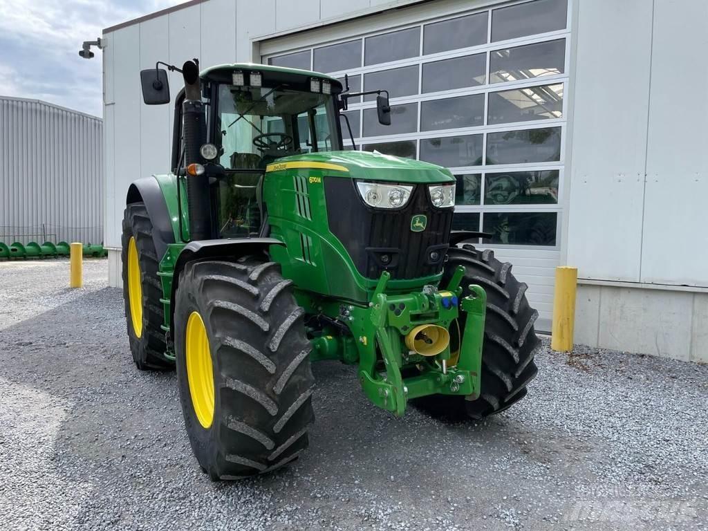 John Deere 6170M Tractoren