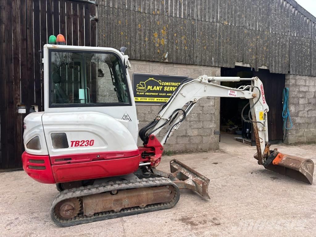 Takeuchi TB 230 Minigraafmachines < 7t
