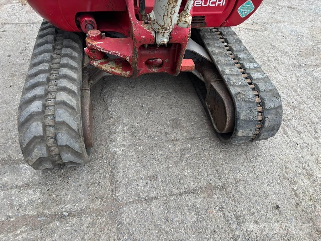 Takeuchi TB 230 Minigraafmachines < 7t
