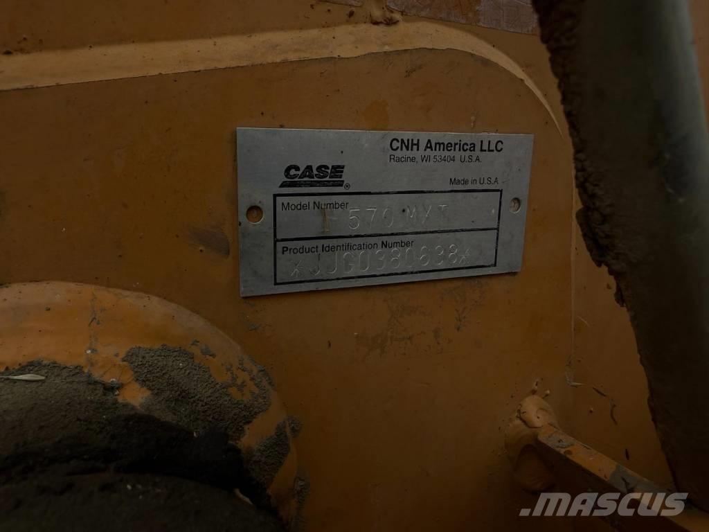 CASE 570 M XT Wielladers