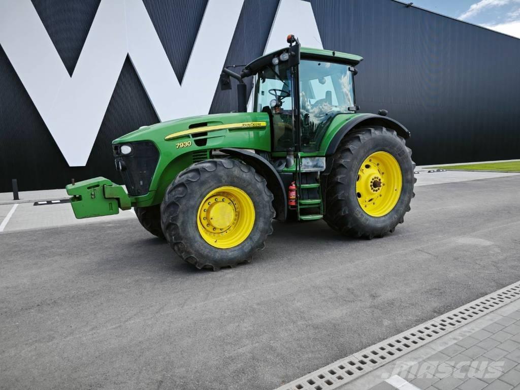 John Deere 7930 Tractoren