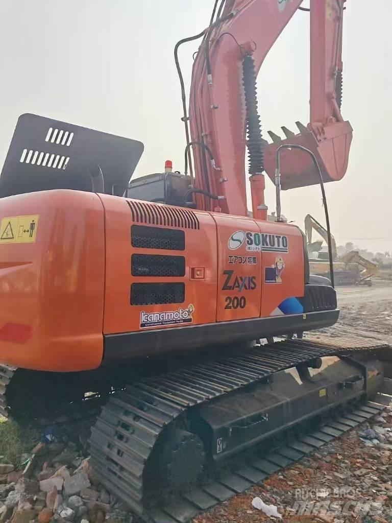 Hitachi 200-3 Rupsgraafmachines