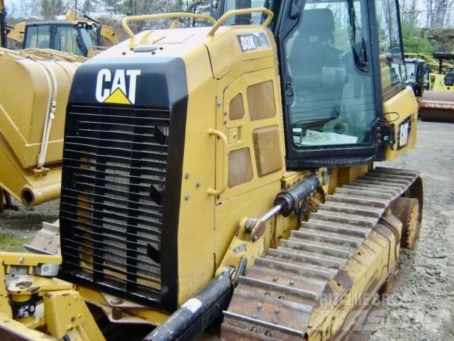 CAT D 3 K 2 XL Rupsdozers