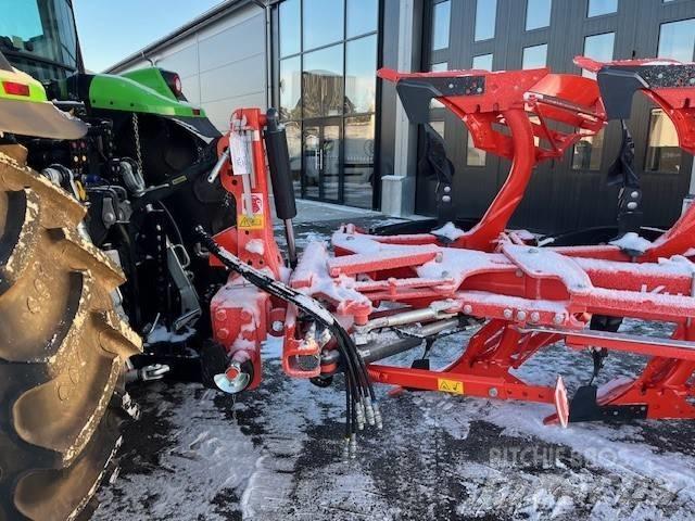 Kubota RM4005V Wentelploegen