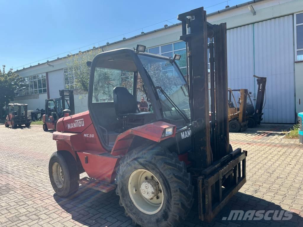 Manitou MC 30 V-4173 Vorkheftruck voor zwaar terrein