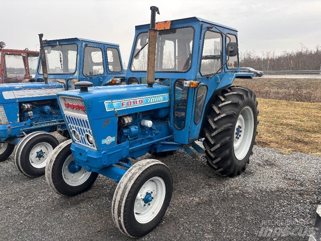 Ford 7000 Tractoren