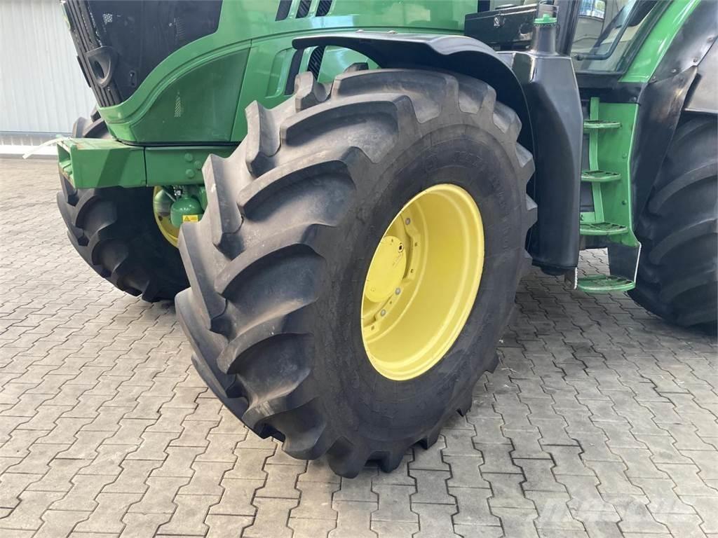 John Deere 6170R Tractoren