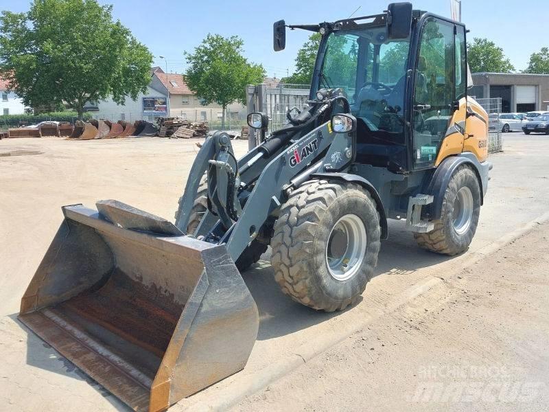 Giant G 5000 X-Tra Schrankladers