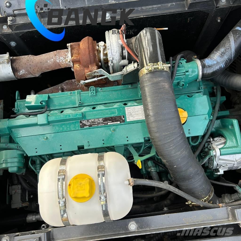 Volvo EC 240 Rupsgraafmachines