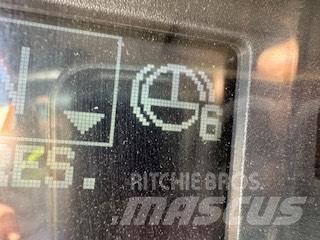 MAN TGA 33.530 Trekkers