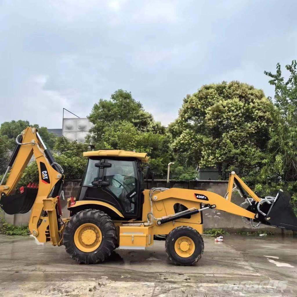 CAT 430 F IT Graaf-laadcombinaties