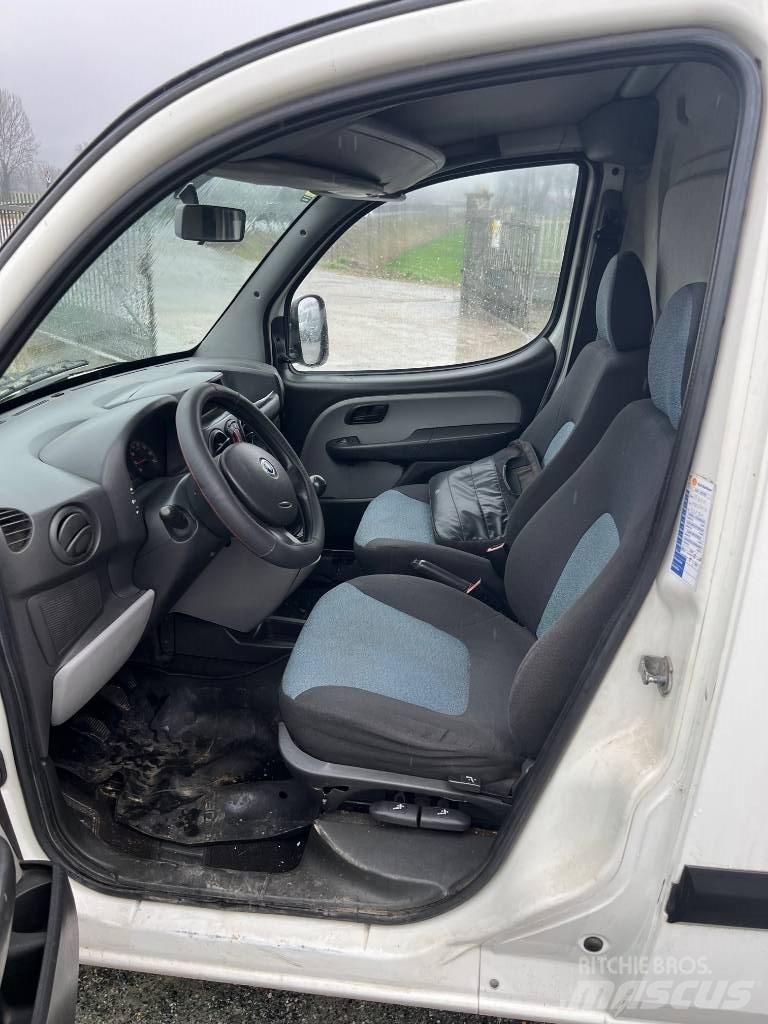 Fiat Doblo Cargo Gesloten bedrijfswagens