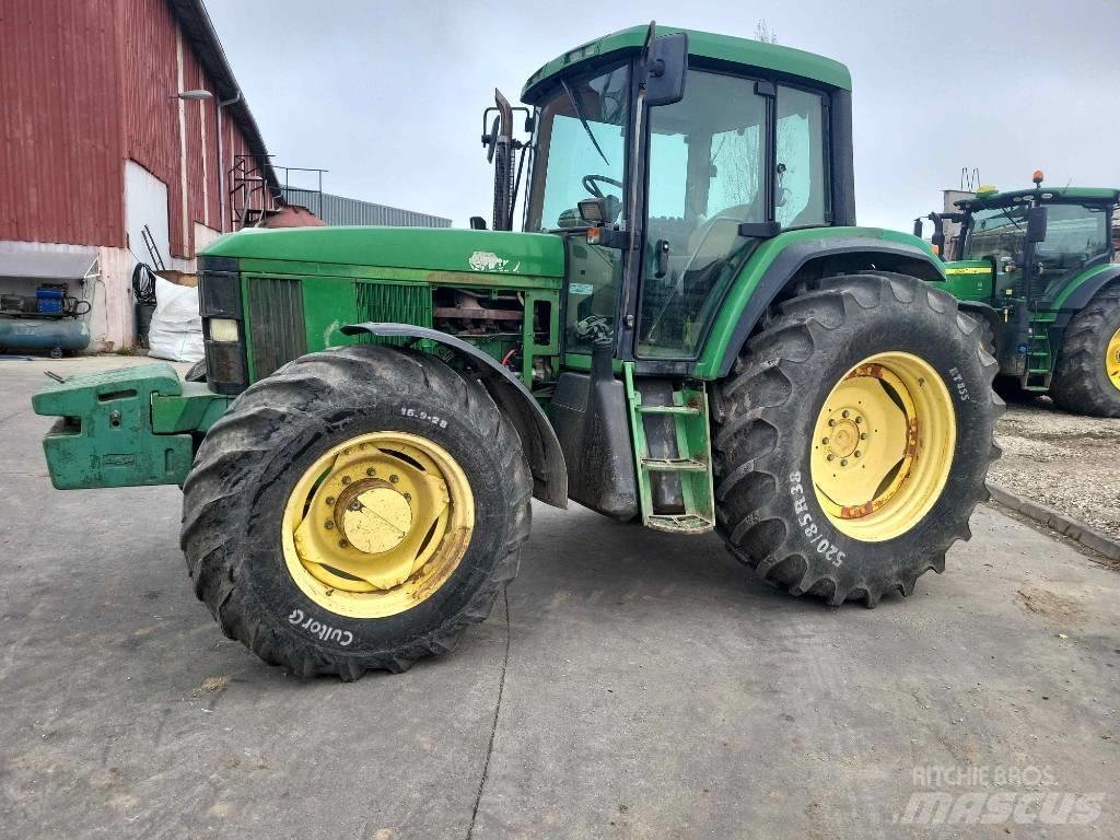 John Deere 6910 Tractoren