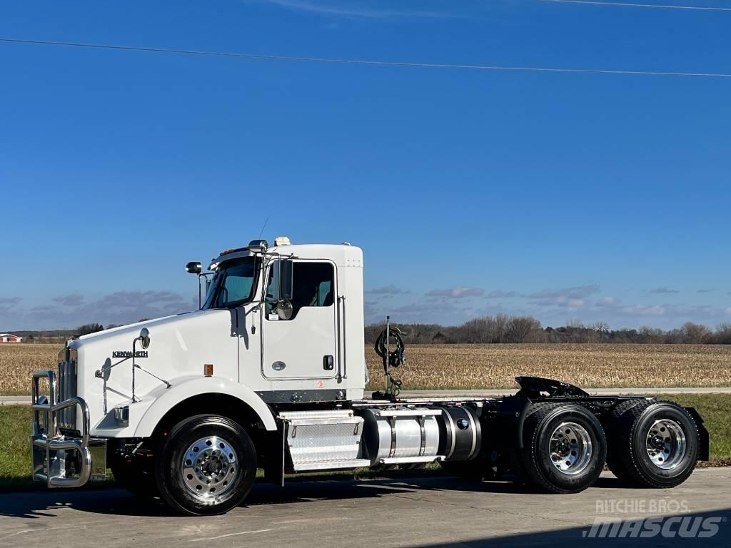 Kenworth T 800 Trekkers