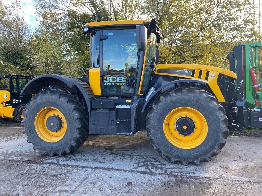 JCB Fastrac 4220 Tractoren
