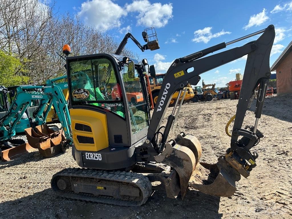 Volvo ECR 25 D Minigraafmachines < 7t
