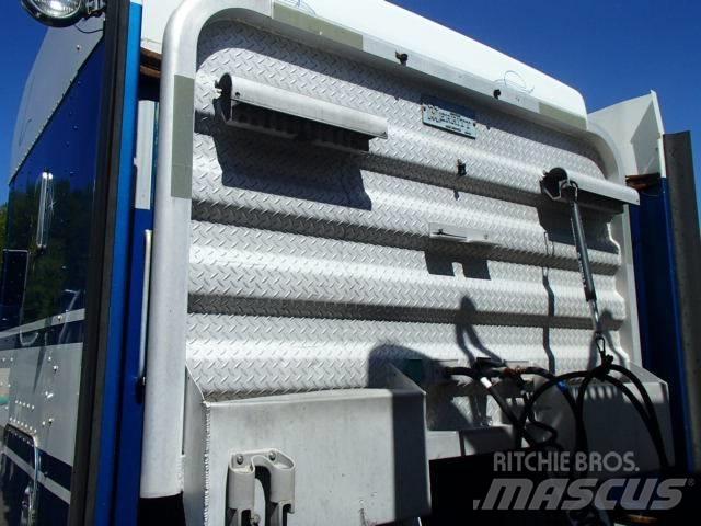 Kenworth T 800 Trekkers
