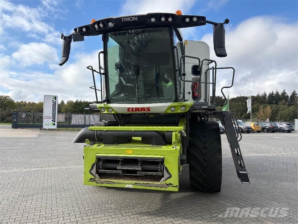 CLAAS TRION 520 Maaidorsmachines