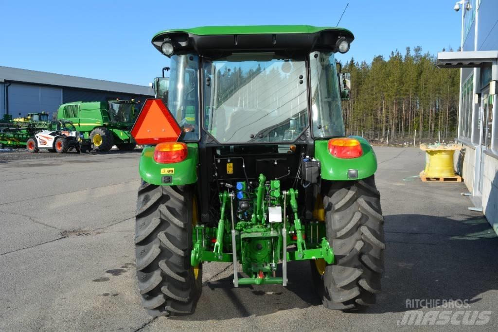 John Deere 5058E Tractoren