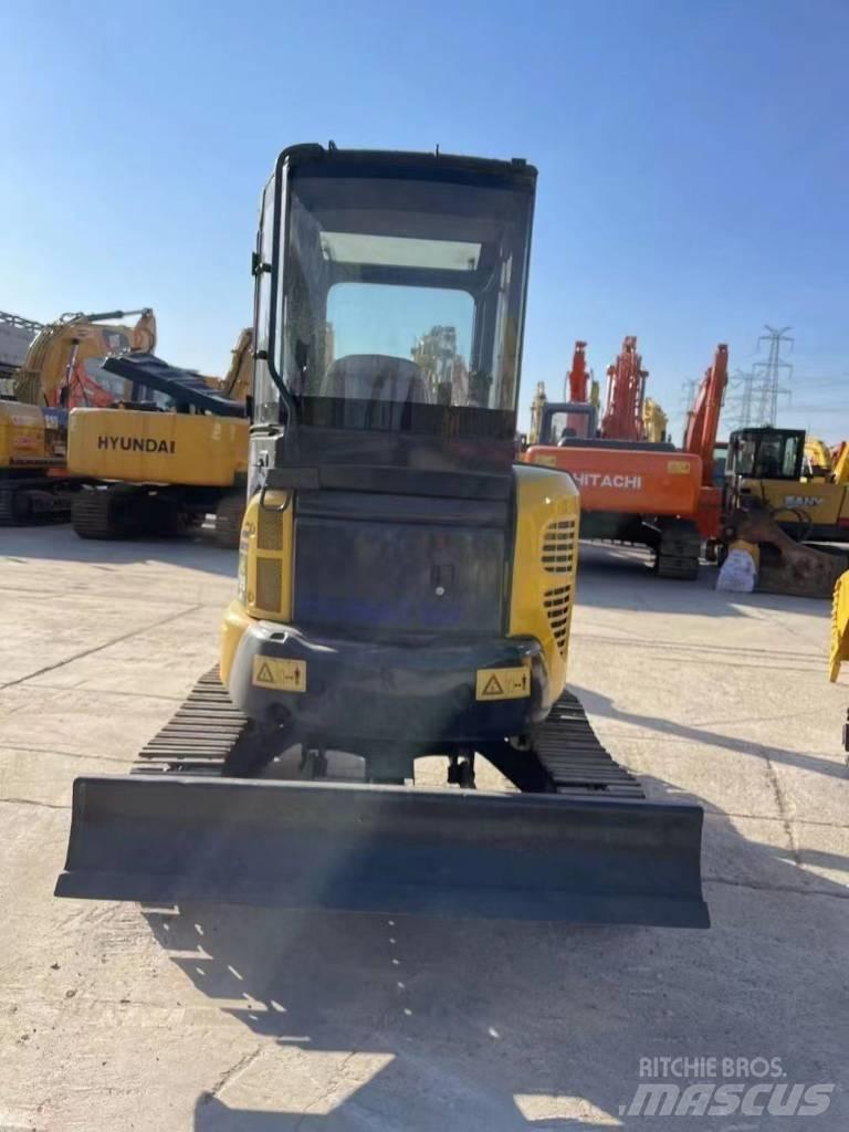 Komatsu PC 35 Minigraafmachines < 7t
