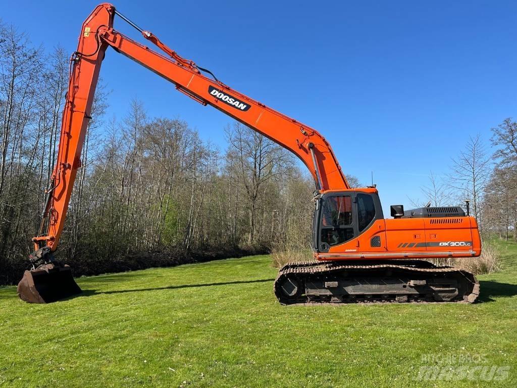 Doosan DX 300 Rupsgraafmachines