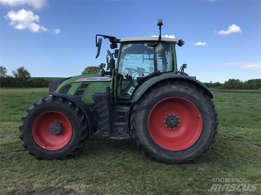 Fendt 724 Vario Tractoren