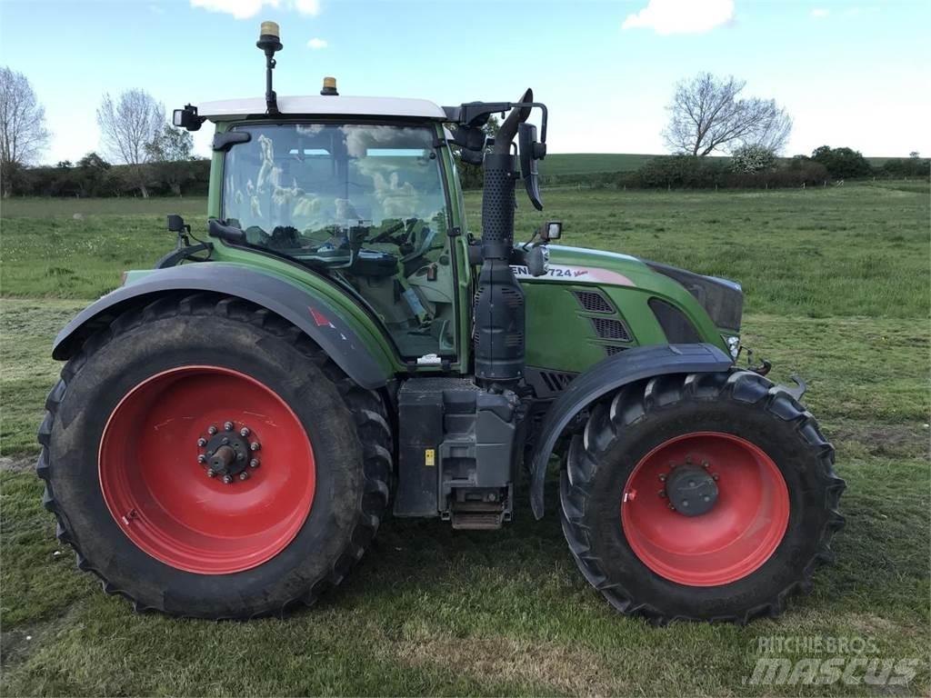 Fendt 724 Vario Tractoren