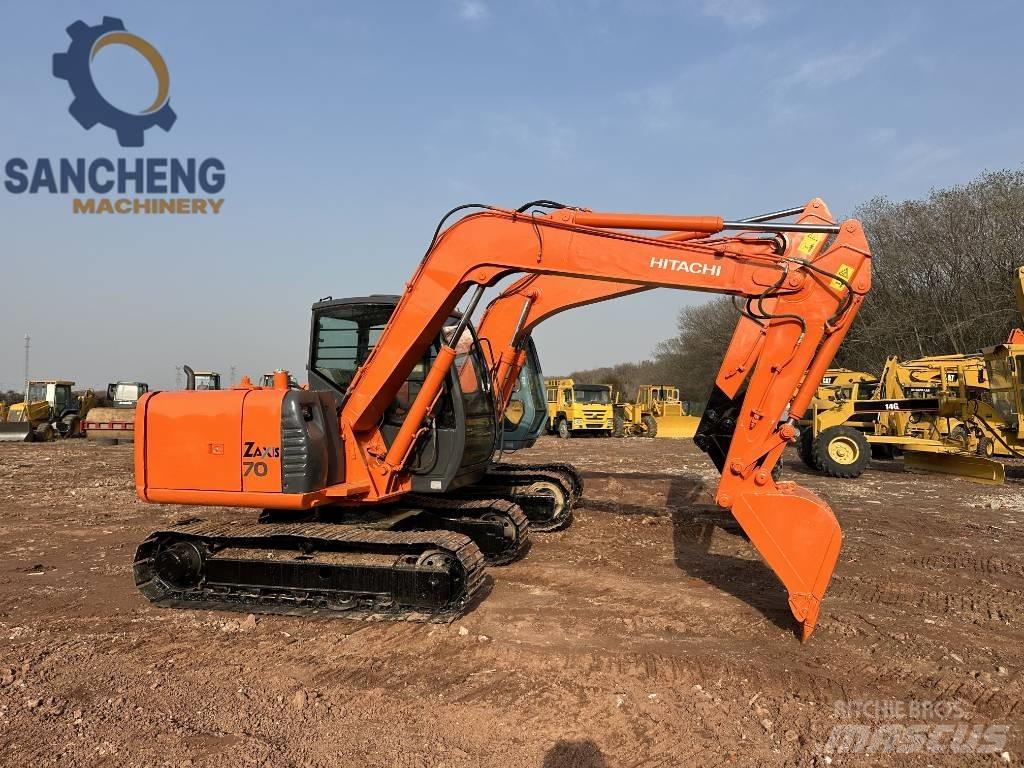 Hitachi ZX 70 Rupsgraafmachines
