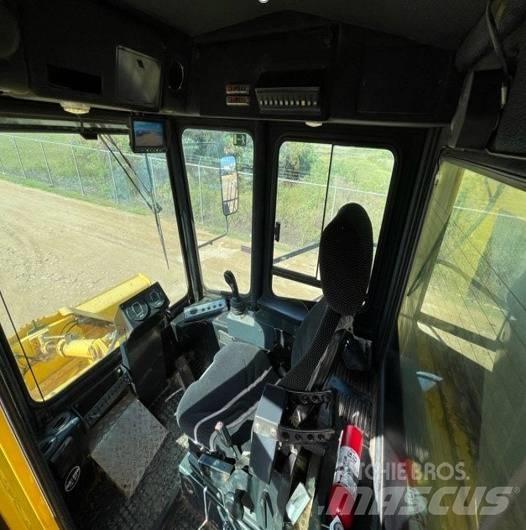 Bomag BC772EB-2 Trilrolwalsen