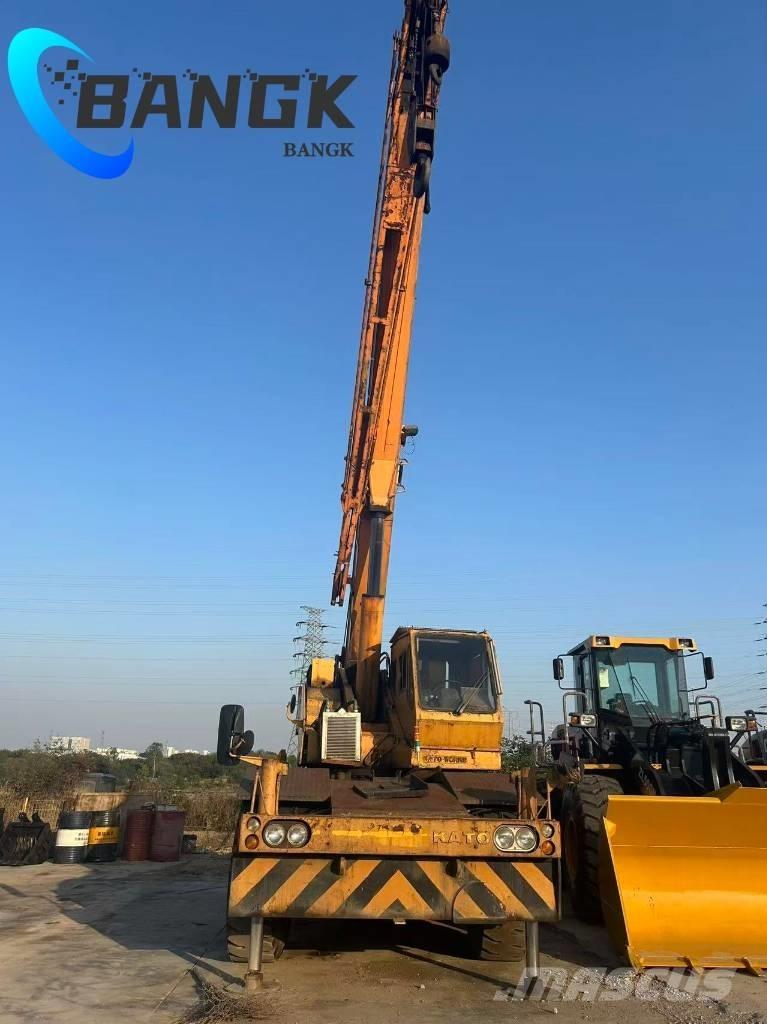 Kato KR 25 H Ruwterrein kranen