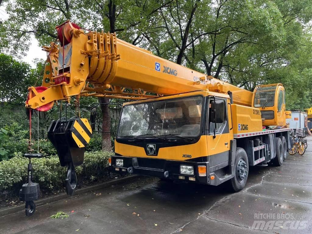 XCMG QY25KC Kranen voor alle terreinen