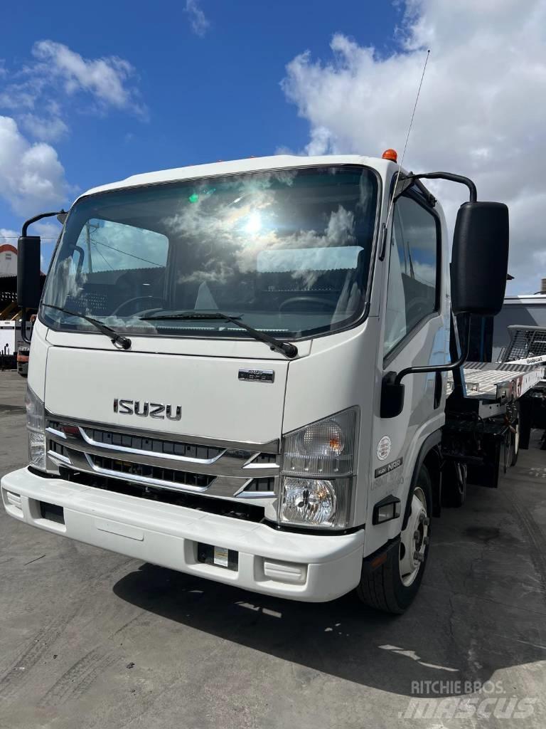 Isuzu NRR 4X2 Containertrucks met kabelsysteem